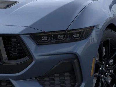 2026 Ford Mustang - Photo 15