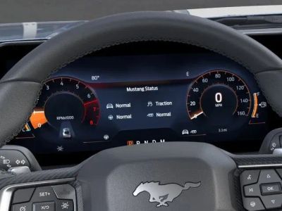 2026 Ford Mustang - Photo 10