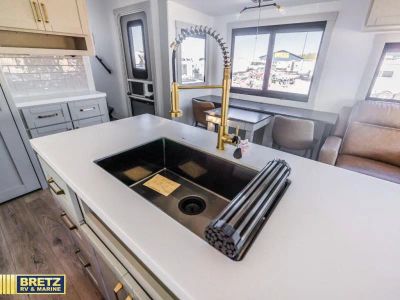 2024 Brinkley Model Z - Photo 15
