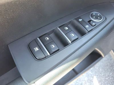 2024 Kia Forte — photo 15 view