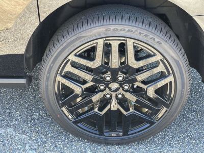 2026 Ford Expedition - Photo 9