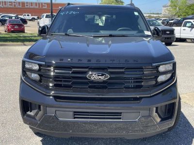 2026 Ford Expedition - Photo 8