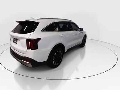 2024 Kia Sorento — photo 7 view
