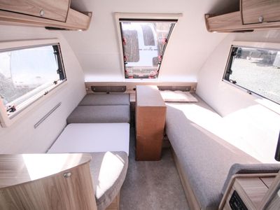2025 nuCamp TAB 360 Black Canyon — photo 9 view