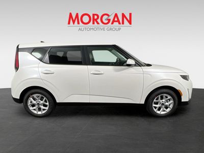 2025 Kia Soul - Photo 2