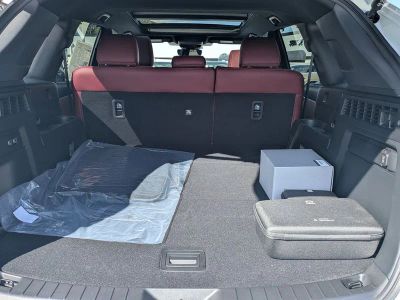 2026 Mazda CX-70 — photo 10 view