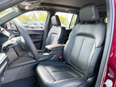 2026 Jeep Grand Cherokee — photo 11 view