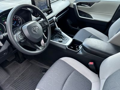 2022 Toyota RAV4 - Photo 11