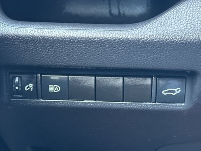 2022 Toyota RAV4 - Photo 30