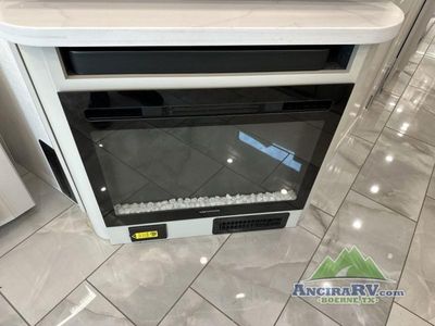 2026 Fleetwood RV Discovery - Photo 14