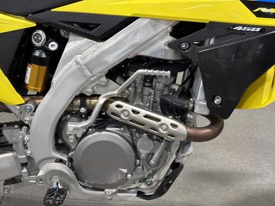 2026 Suzuki RM-Z450 - Photo 13