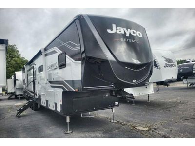 2026 Jayco Seismic - Photo 1