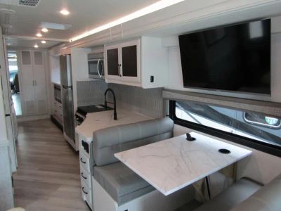 2024 Holiday Rambler INVICTA - Photo 6