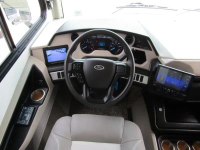 2024 Holiday Rambler INVICTA - Photo 2