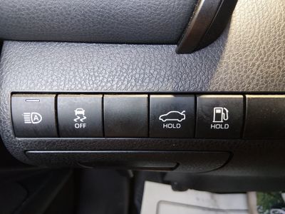 2023 Toyota Camry - Photo 13
