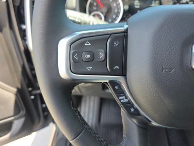 2026 Ram 1500 — photo 17 view