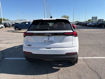 2027 Chevrolet Bolt - Photo 4