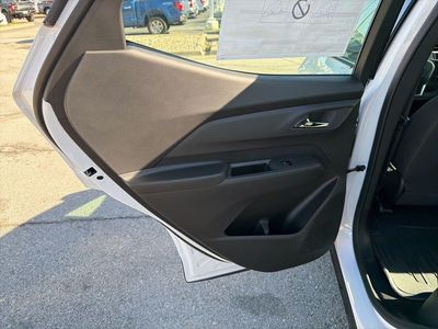 2027 Chevrolet Bolt - Photo 17