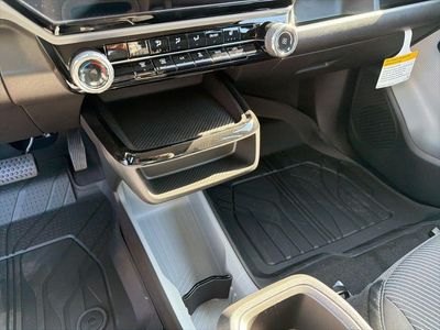 2027 Chevrolet Bolt - Photo 27