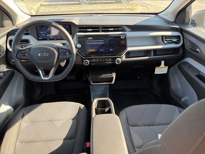 2027 Chevrolet Bolt - Photo 16
