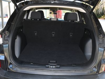 2022 Ford Escape - Photo 16