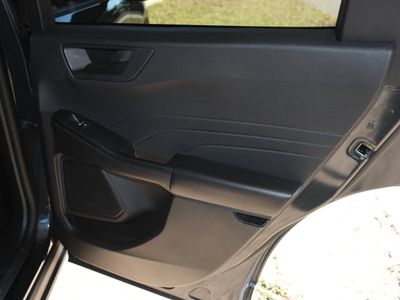 2022 Ford Escape - Photo 18