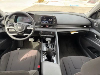 2026 Hyundai Elantra Hybrid - Photo 14