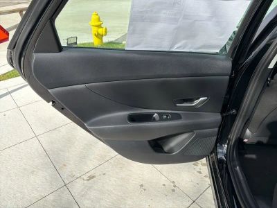 2026 Hyundai Elantra Hybrid - Photo 15