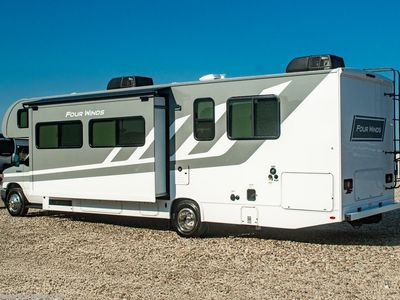 2026 Thor Motor Coach Four Winds - Photo 2