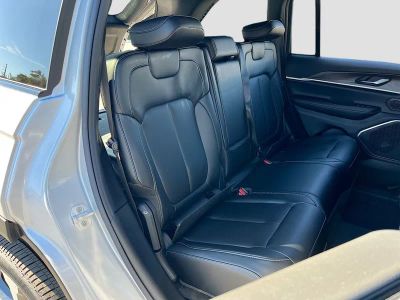 2026 Jeep Grand Cherokee — photo 23 view