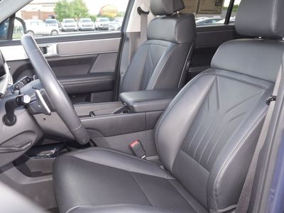 2025 Hyundai Santa Fe — photo 7 view