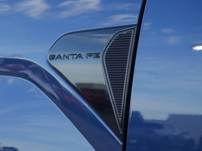 2025 Hyundai Santa Fe — photo 14 view