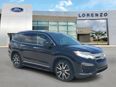 2022 Honda Pilot — rear three-quarter view