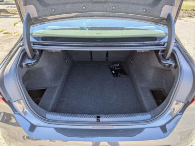 2025 BMW 5 Series - Photo 23