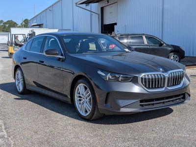 2025 BMW 5 Series - Photo 7