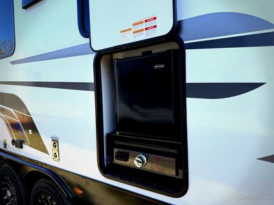 2026 Venture RV SportTrek - Photo 29