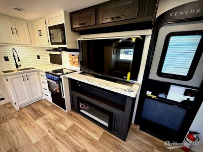 2026 Venture RV SportTrek - Photo 16
