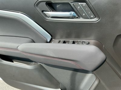 2026 Chevrolet Colorado — photo 14 view