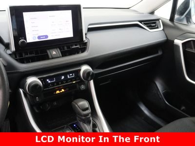 2024 Toyota RAV4 AWD — photo 15 view
