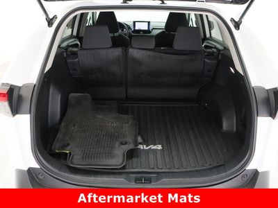 2024 Toyota RAV4 AWD — photo 28 view