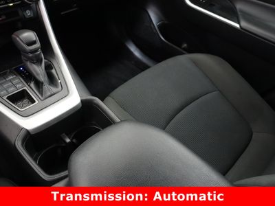 2024 Toyota RAV4 AWD — photo 16 view