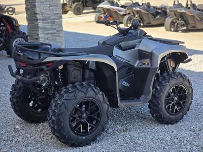 2026 Can-Am Outlander XT 700 - Photo 3