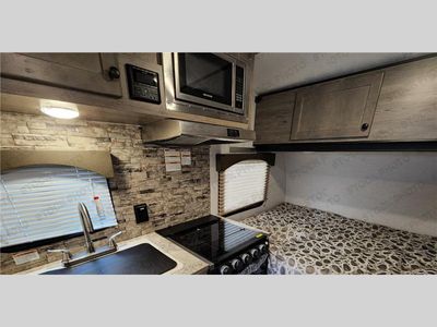 2025 Sunset Park RV Sun Lite - Photo 38
