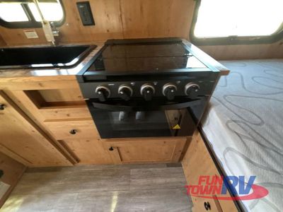 2025 Sunset Park RV Sun Lite - Photo 19