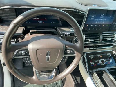 2022 Lincoln Navigator — photo 14 view