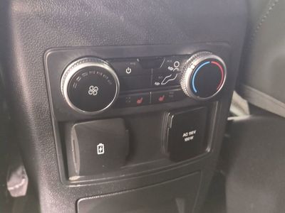 2023 Ford Explorer - Photo 18