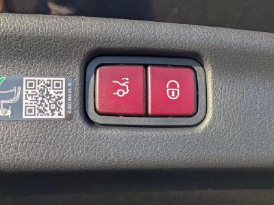 2026 Mercedes-Benz C-Class — photo 13 view