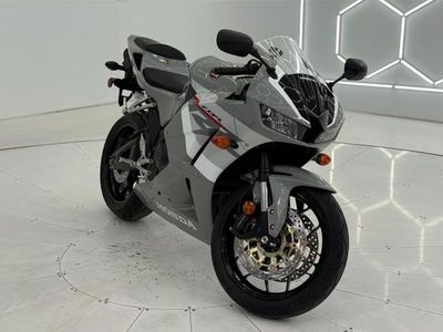 2026 Honda CBR600RR - Photo 11