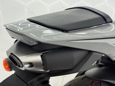 2026 Honda CBR600RR - Photo 14