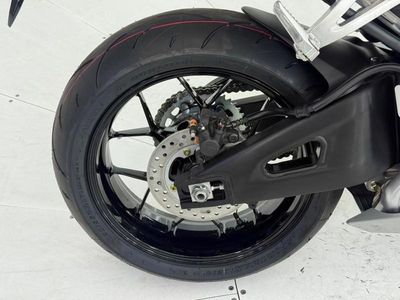 2026 Honda CBR600RR - Photo 12